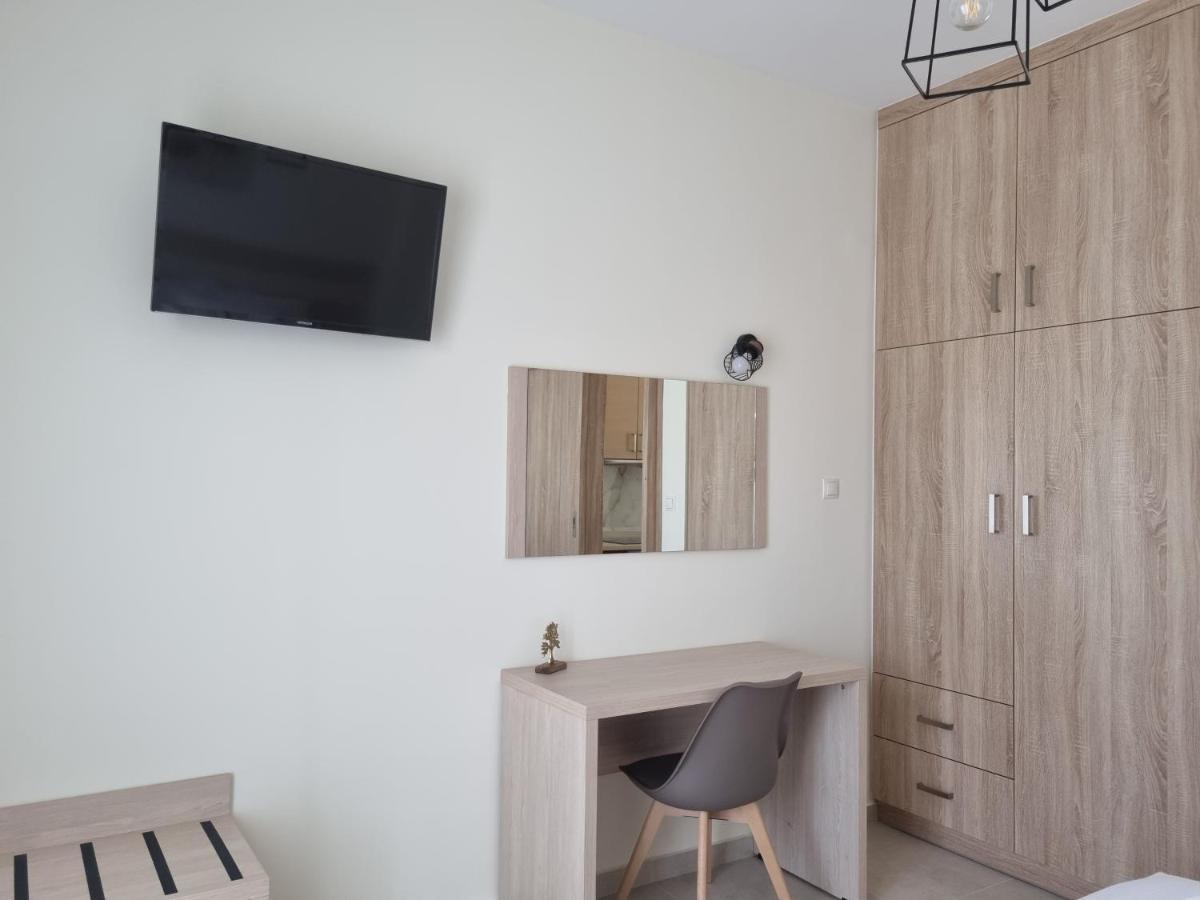 Chrysanthe'S Apartments No2 Poros Town Ngoại thất bức ảnh