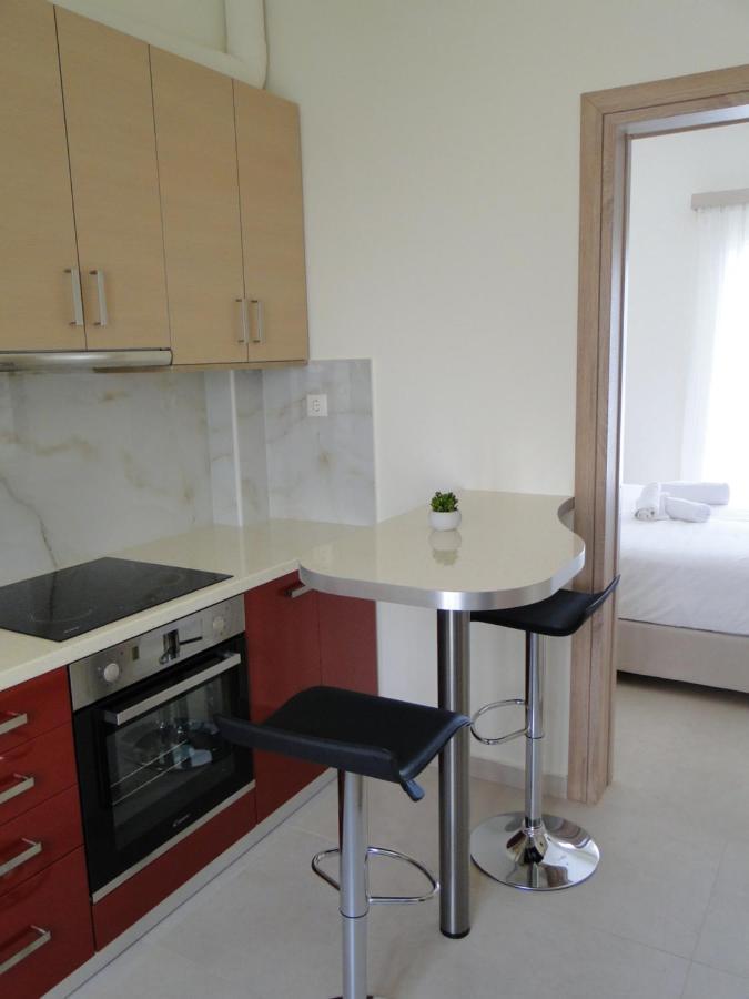 Chrysanthe'S Apartments No2 Poros Town Ngoại thất bức ảnh